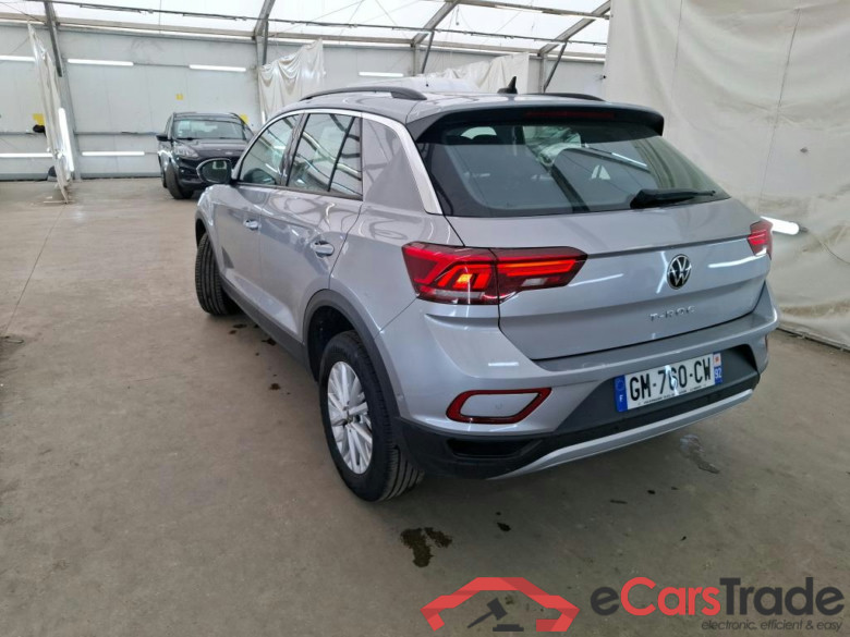 VOLKSWAGEN T-Roc / 2021 / 5P / SUV 1.5 TSI 150 EVO LIFE PLUS DSG7 #2