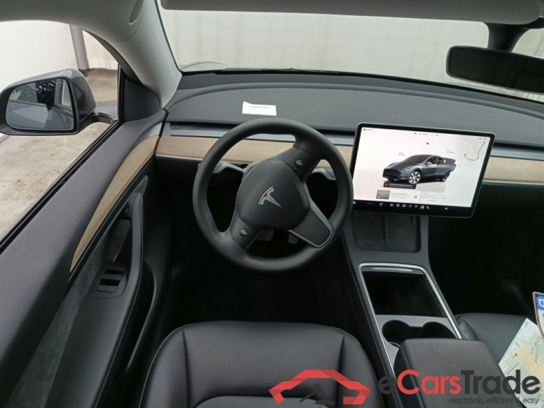 Tesla Model Y Long Range Dual Motor AWD 5d #6
