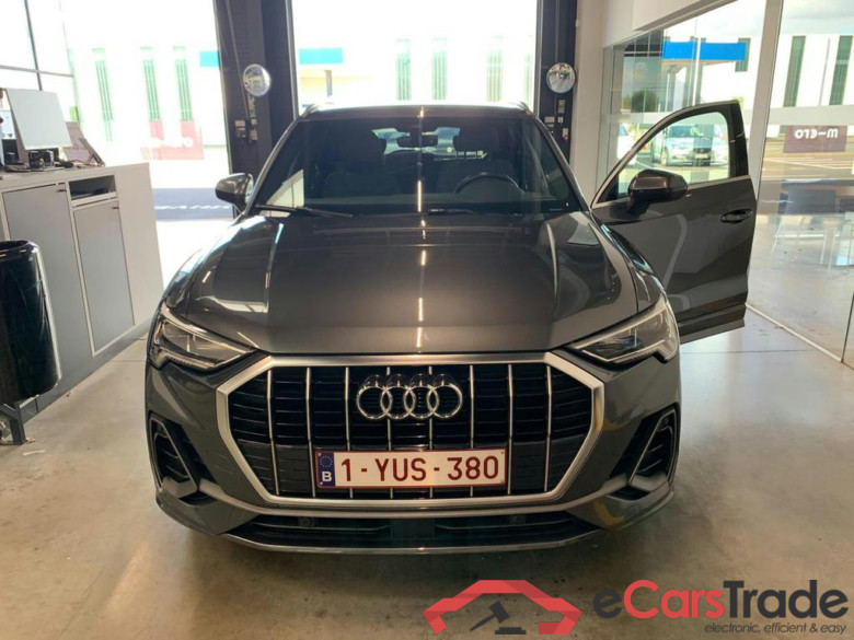 AUDI Q3 35 TFSI S line (EU6AP) #1