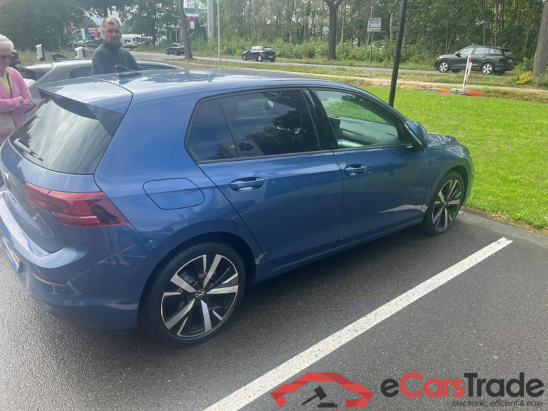 VOLKSWAGEN Golf VIII Golf 1.5 TSI Life Business #4