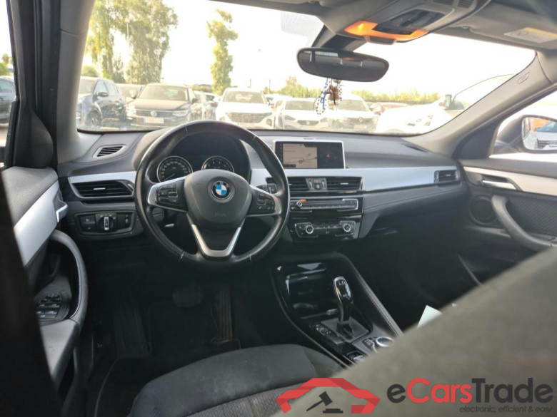 BMW X2 / 2017 / 5P / todoterreno sDrive18i (CX) #3
