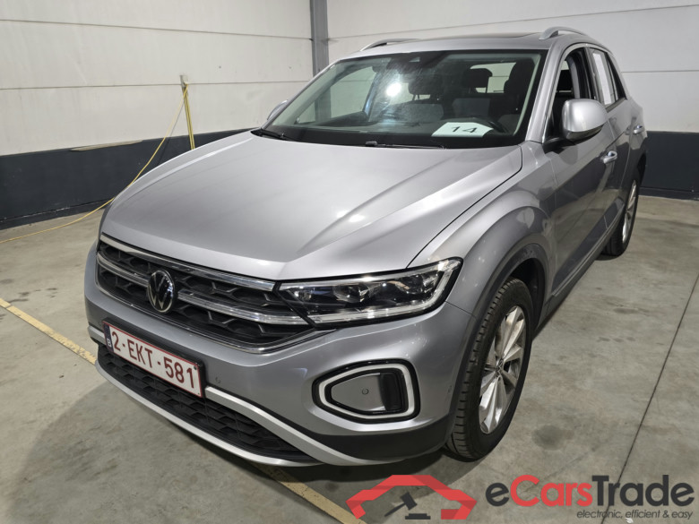 Volkswagen T-Roc 2.0 TDI Style Aut. Pano IQ-Light Virtual ACC Navi 1/2 Leather-Alcantara KeylessGo Сamera Klima PDC ...