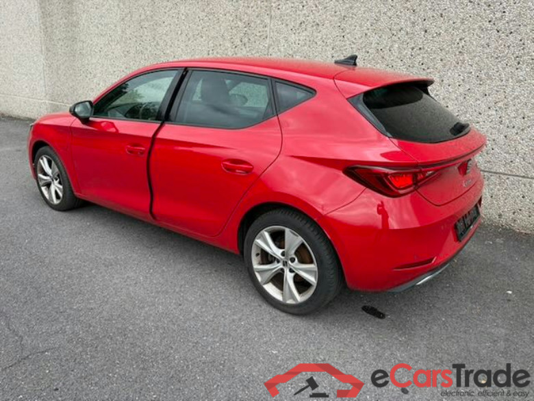 Seat Leon FR 1.4-litre TSI plug-in hybrid petrol 204 hp #3