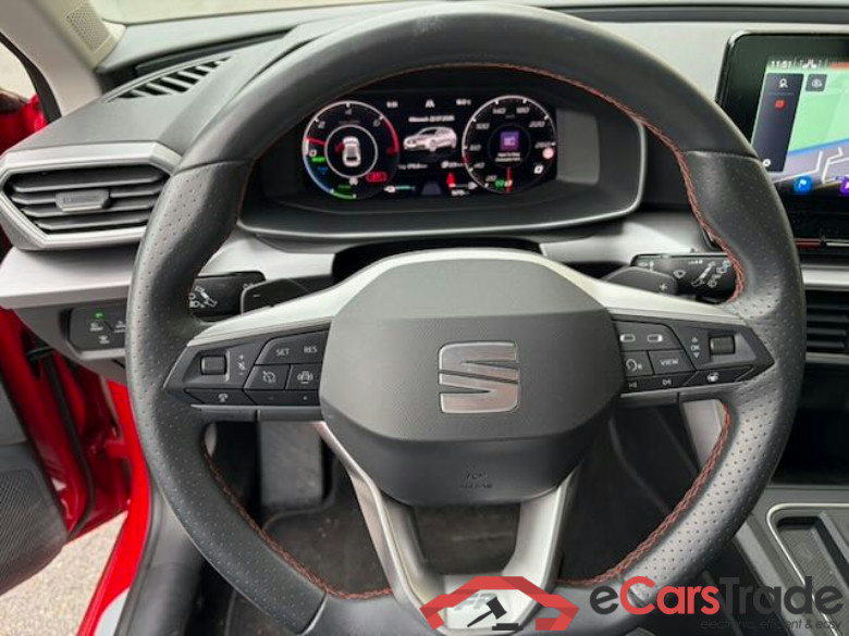 Seat Leon FR 1.4-litre TSI plug-in hybrid petrol 204 hp #6