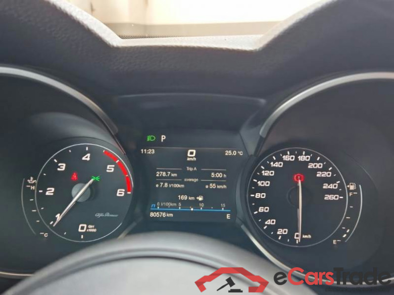 ALFA ROMEO STELVIO / 2017 / 5P / SUV 2.2 TD 190 CV SPRINT AT8 Q4 #4