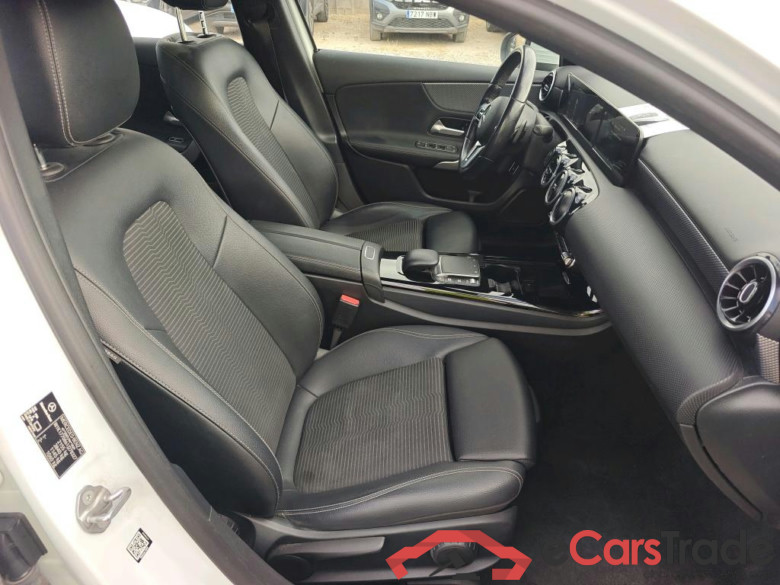 MERCEDES-BENZ Clase A / 2018 / 5P / berlina con portón A 250 e #6
