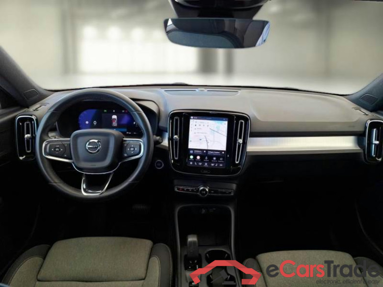 VOLVO XC40 / 2021 / 5P / SUV B3 AUTOMATICO CORE #3