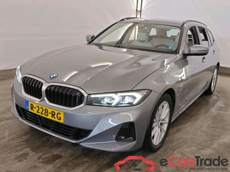 BMW 3 Serie Touring 320e 5d