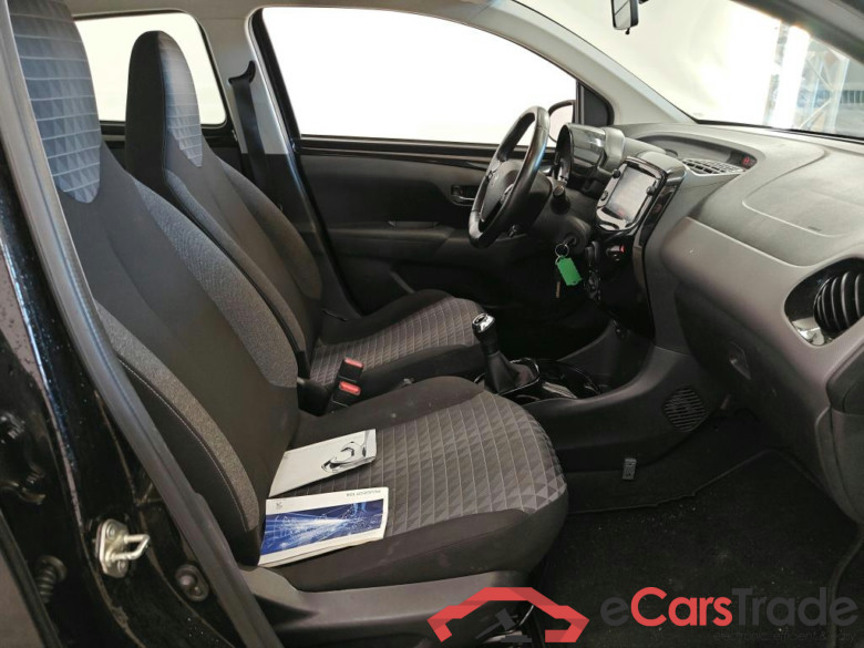 Peugeot 108 Allure 1.0 e-VTi 72pk 5d #3