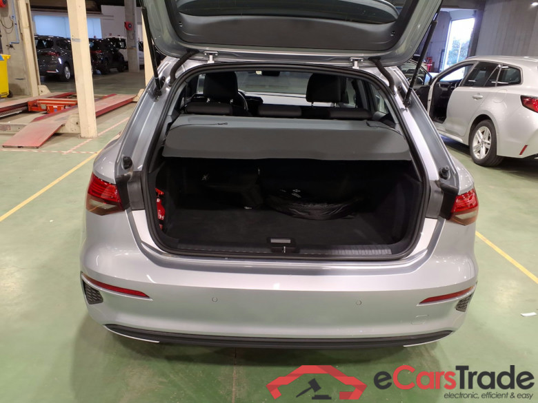 AUDI A3 SPORTBACK 1.0 30 TFSI 81KW S TRONIC ATTRACTION #3