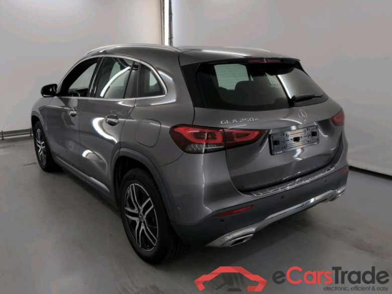 MERCEDES-BENZ GLA 1.3 GLA 250 E DCT BUSINESS SOLUTION #3