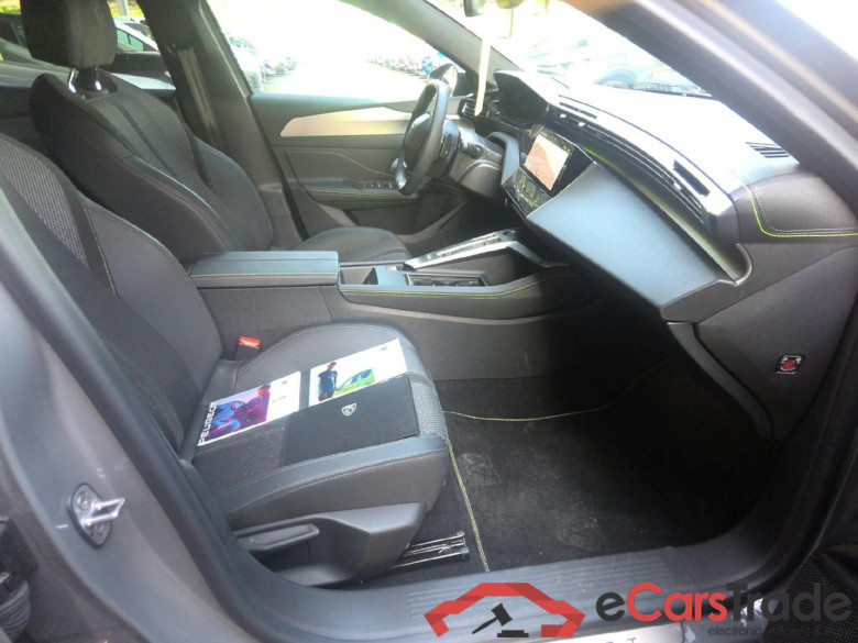 Peugeot 408 GT Hybrid 145 e-DCS6 #3
