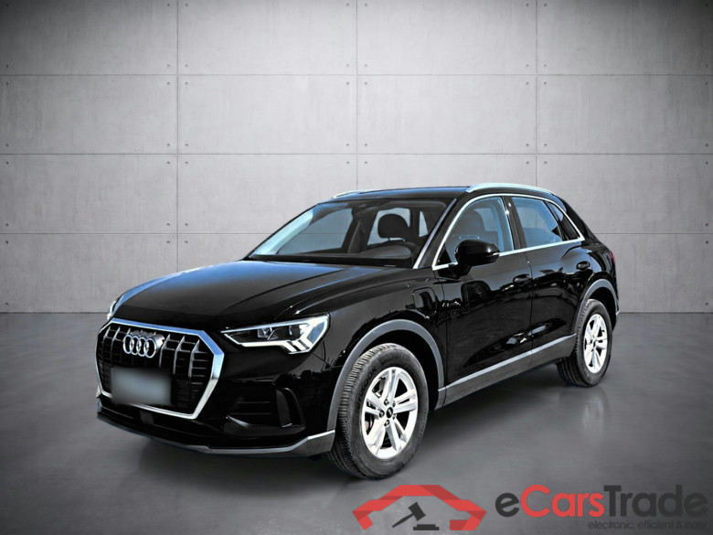 Audi Q3 Business Line 45 TFSI 245 S tronic 6