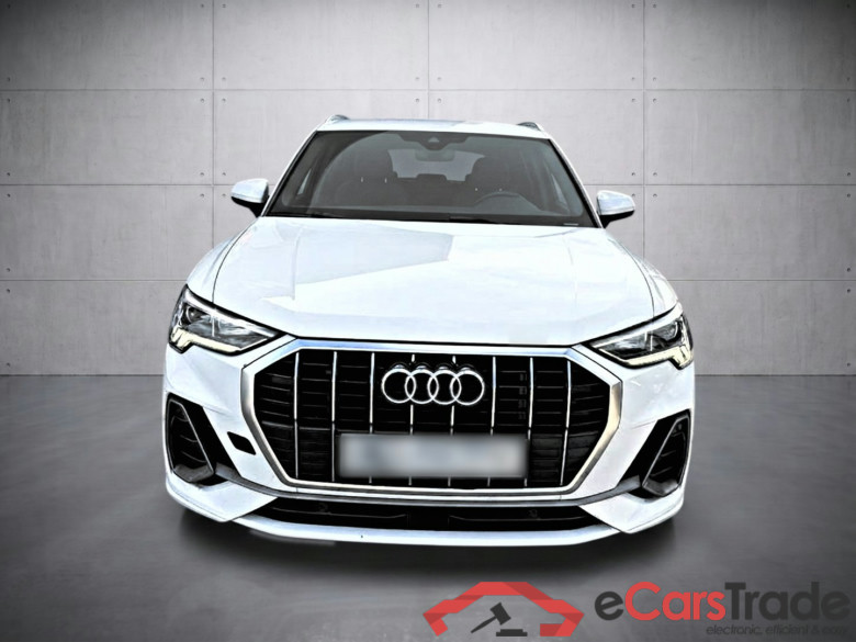 Audi Q3 S line 45 TFSI e 245 S tronic 6 #2