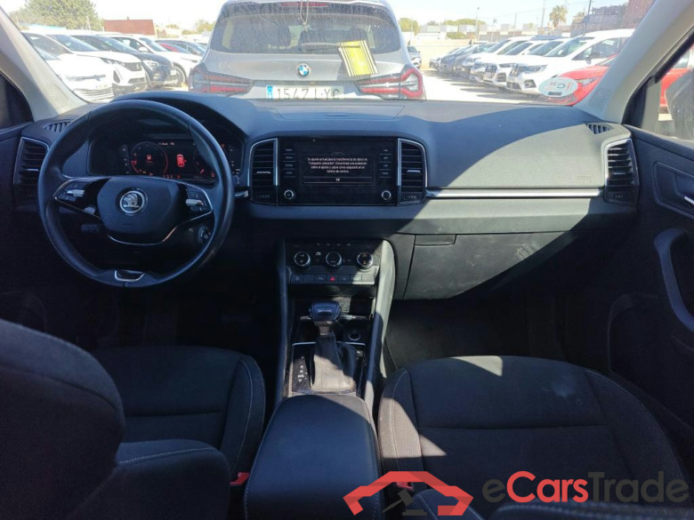 SKODA Karoq / 2021 / 5P / todoterreno 1.5 TSI 110kW (150CV) DSG ACT Ambition (AC) #3