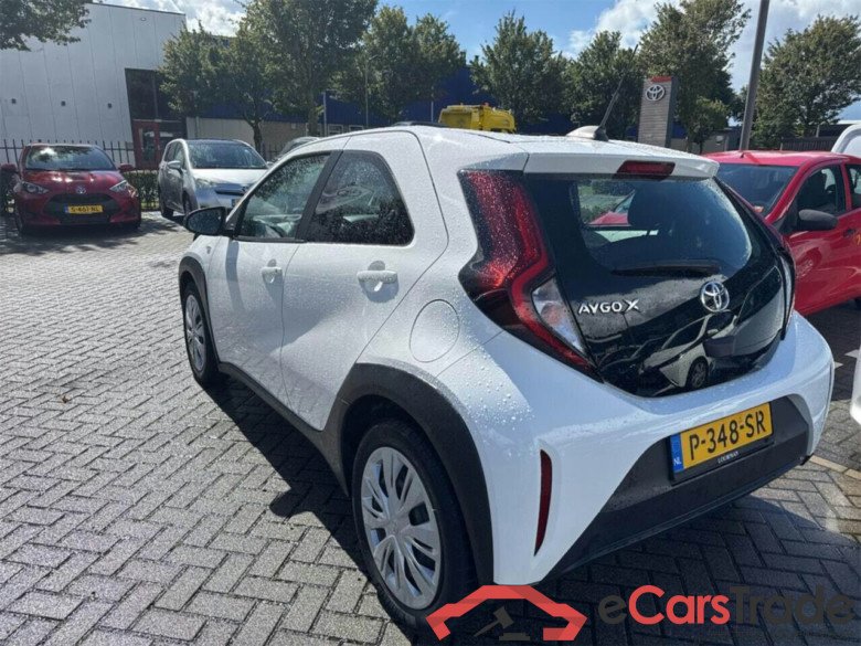 TOYOTA Aygo X 1.0 VVT-i MT Play #3