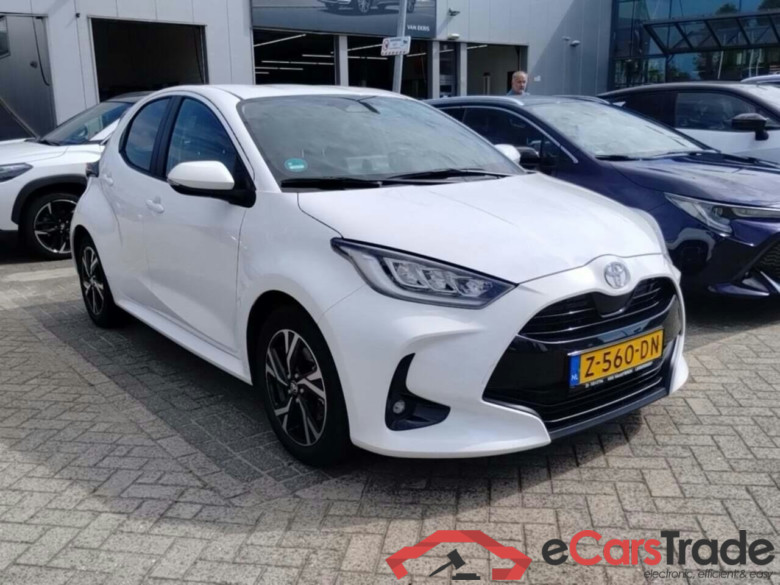 TOYOTA YARIS 1.5 Hybrid 115 First Edition #2