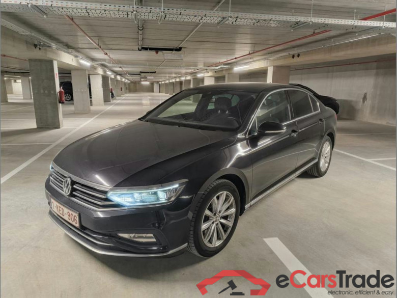 VOLKSWAGEN Passat Dsl Passat 1.6 TDi SCR Elegance Business DSG #1