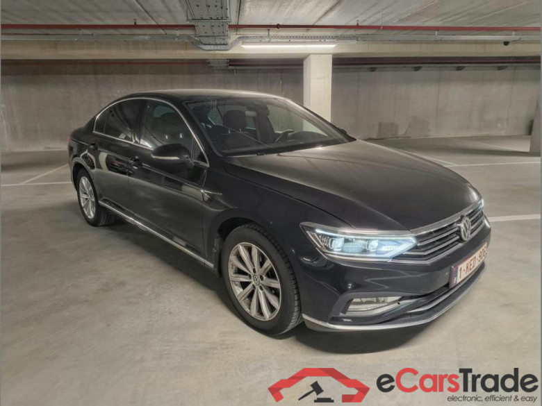 VOLKSWAGEN Passat Dsl Passat 1.6 TDi SCR Elegance Business DSG #2