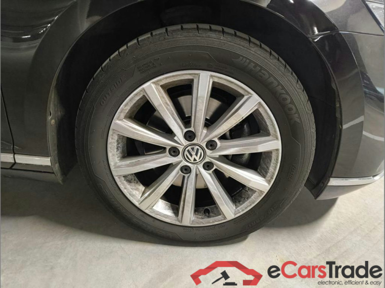 VOLKSWAGEN Passat Dsl Passat 1.6 TDi SCR Elegance Business DSG #6