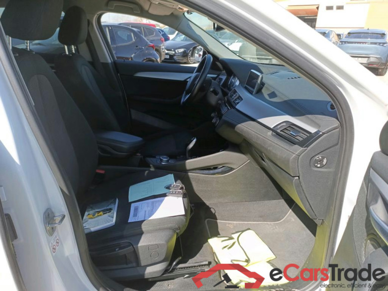 BMW X2 / 2017 / 5P / todoterreno sDrive18i #6