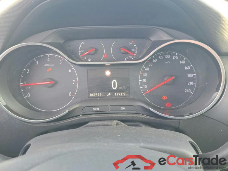 OPEL Crossland / 2020 / 5P / crossover 1.2 81kW (110CV) Elegance Pack #4