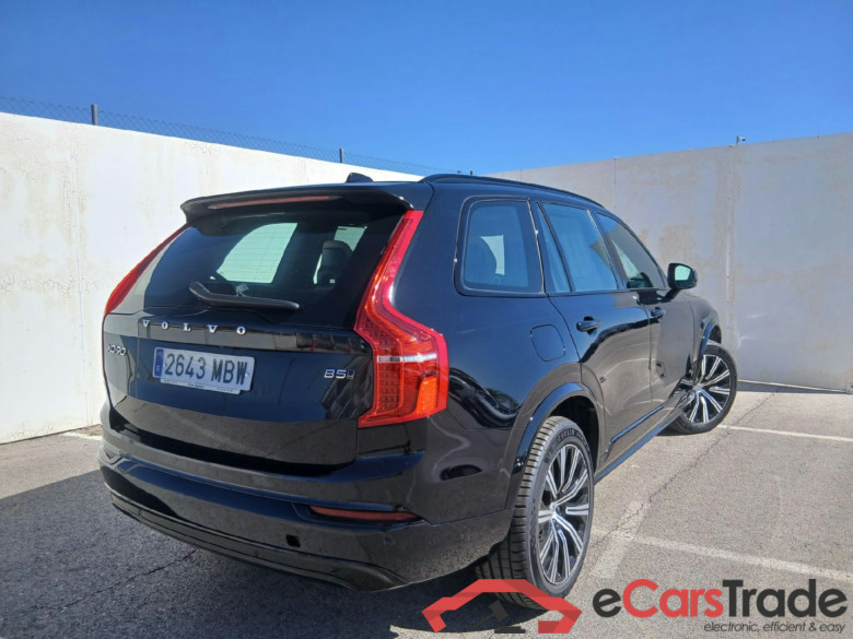 VOLVO XC90 / 2019 / 5P / todoterreno 2.0 B5 D AWD Plus Dark Auto #2