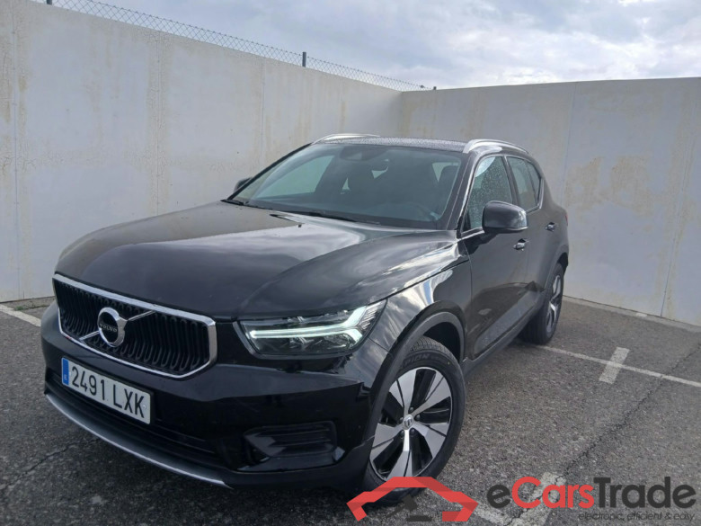 VOLVO XC40 1.5 T2 Momentum 130 CV
