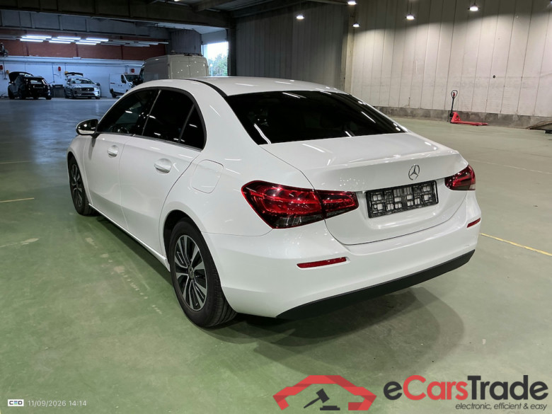 MERCEDES-BENZ CLASS A SEDAN DIESEL (V177) A 200 d #3