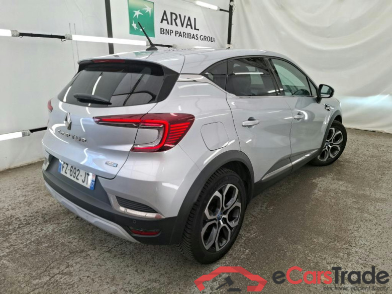 RENAULT Captur / 2019 / 5P / SUV Intens E-TECH Plug-in 160 #4