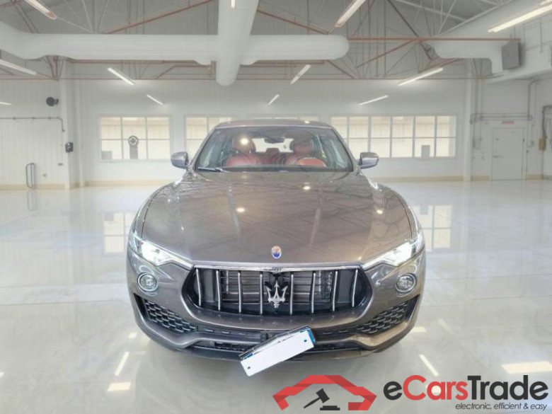 MASERATI LEVANTE / 2016 / 5P / SUV 3.0 V6 350CV Q4 AUTO #6