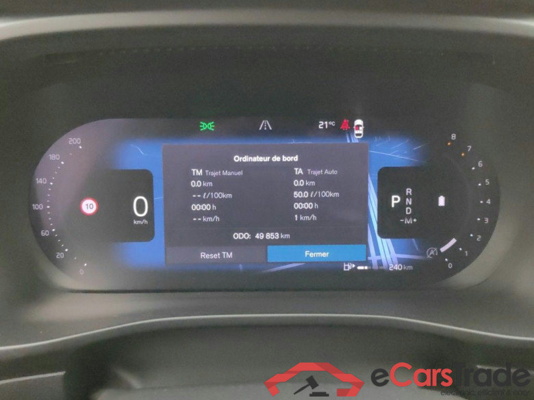 VOLVO XC40 - 2022 2.0 B3 163hp MHEV Core DCT 5d #6