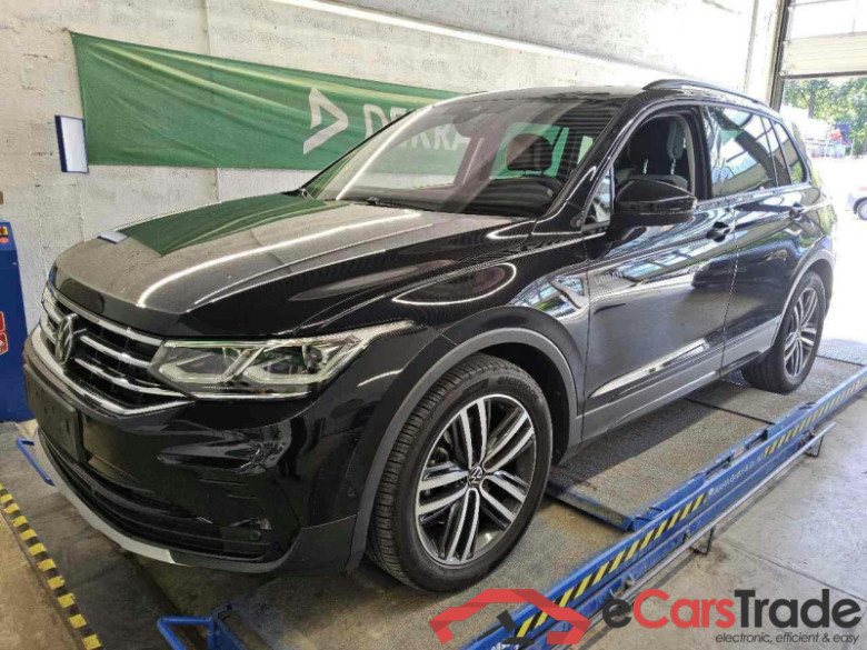 Volkswagen Tiguan (AX1)(07.2020->2024) DE - SUV5 2.0 TDI BMT/Start-Stopp EU6d, 4Motion Urban Sport, (Facelift) 2021 - 2 #1