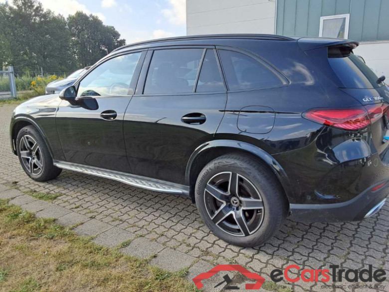 Mercedes-Benz GLC (BM 254)(06.2022->) DE - SUV5 GLC 300 e EU6d, 4Matic AMG Line, 2022 - 2024 #3
