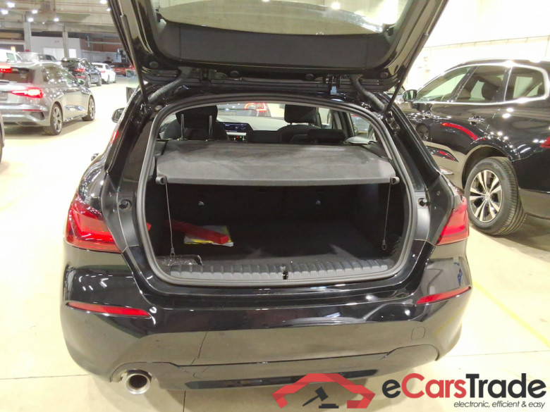 BMW 1 SERIES HATCH 1.5 116D (85KW) #3