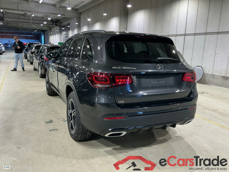 MERCEDES-BENZ GLC 2.0 GLC 300 DE PHEV 4MATIC 4WD BUS SOL #3