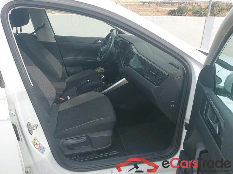 VOLKSWAGEN Polo / 2021 / 5P / berlina con portón Life 1.0 TSI 70kW (95CV) #5