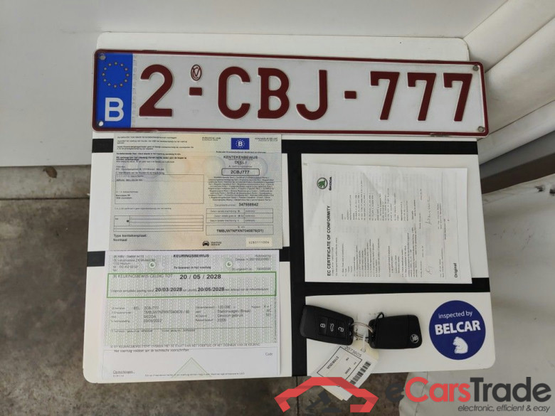 Skoda Superb Combi 1.4 TSI iV 160kW DSG6 Clever 5d #4
