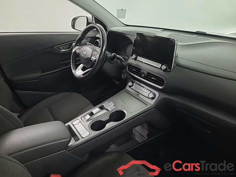 HYUNDAI Kona Comfort Smart Electric 64 kWh 5D #6
