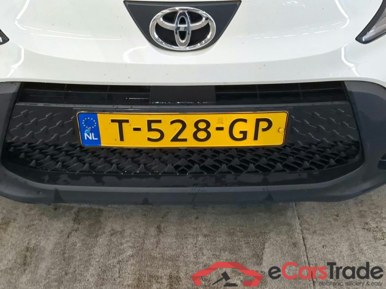 Toyota AYGO X 1.0 VVT-i MT 5d #5