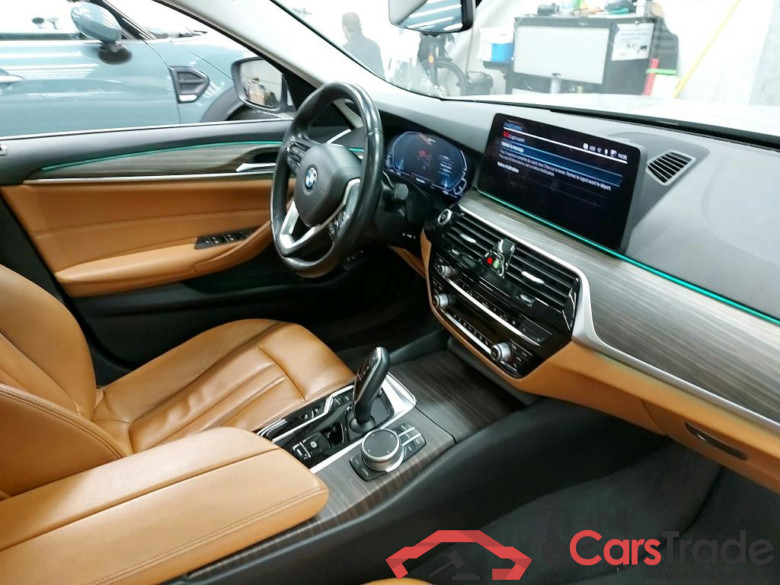 BMW - BMW 5 TOURING 530eA 292PK Business Edition Pack Parking Assistant Towing Hook * HYBRID * #3