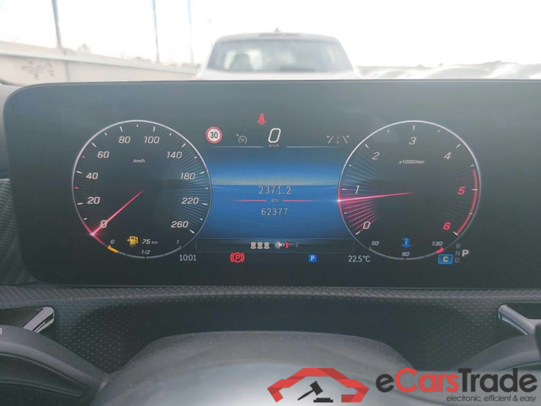 Clase A A 180 d (177.010) 2.0 115CV AT8 E6d #5