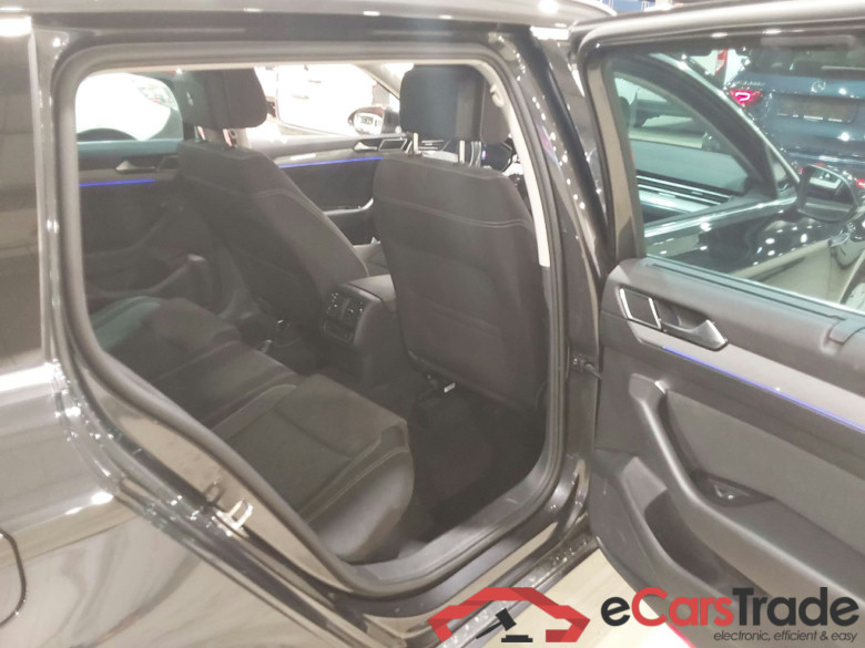 VOLKSWAGEN PASSAT VARIANT 1.4 TSI MSQ VARIANT GTE BUSINESS #5