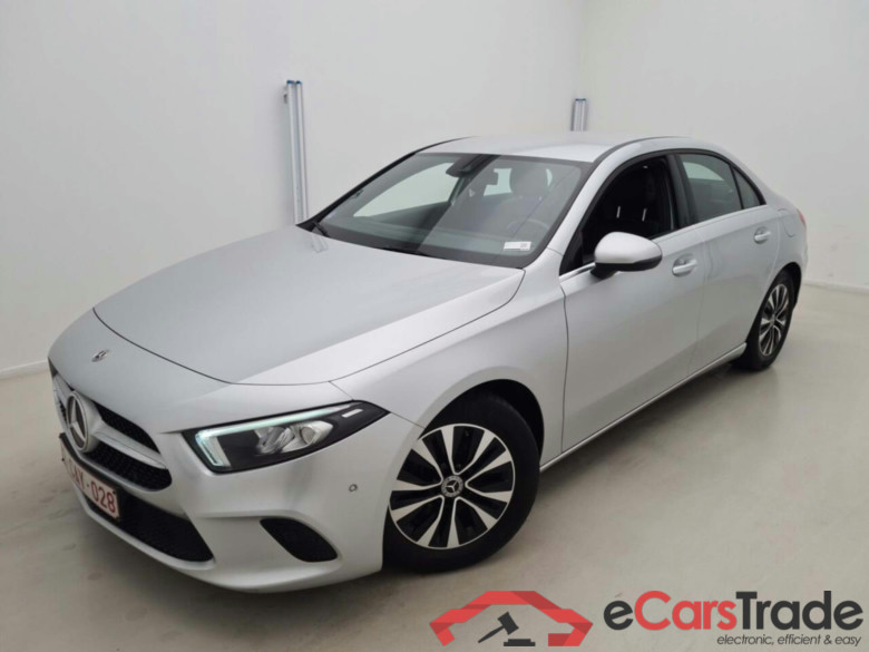 MERCEDES-BENZ A-KLASSE SEDAN 180 BUSINESS SOL. AUT #1