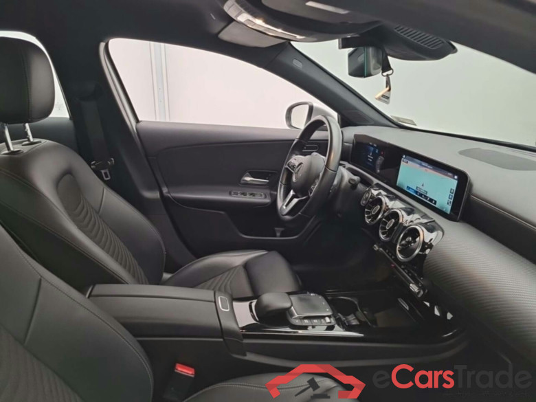 MERCEDES-BENZ A-KLASSE SEDAN 180 BUSINESS SOL. AUT #3