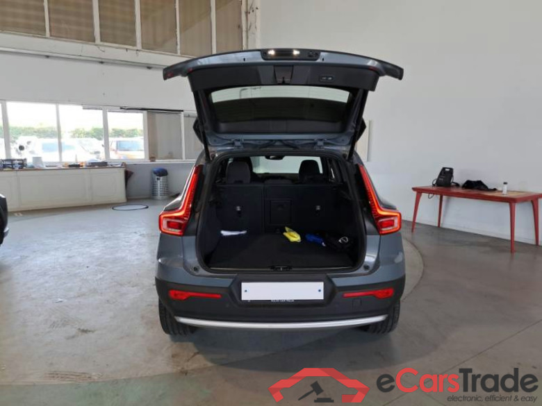 VOLVO XC40 / 2021 / 5P / SUV T5 RECHARGE PLUG-IN AUTO PLUS BRIGHT #5