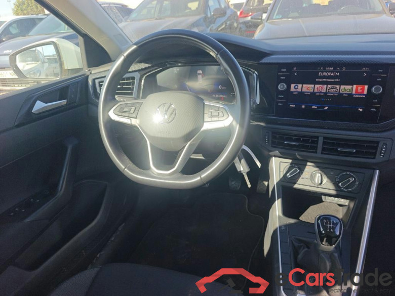 VOLKSWAGEN Polo / 2021 / 5P / berlina con portón Life 1.0 TSI 70kW (95CV) #3