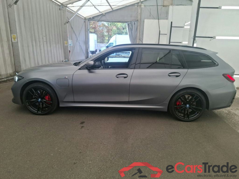 BMW Série 3 Touring / 2022 / 5P / Break 330e xDrive 292ch M Sport BVA8 Hybride #4