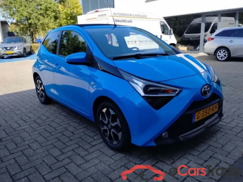 TOYOTA Aygo 1.0 VVT-i x-cite #2