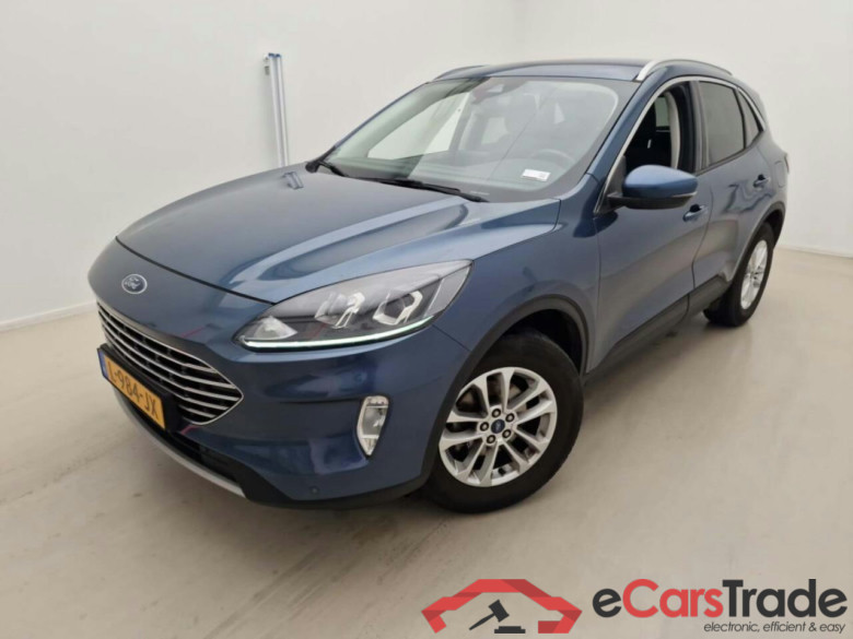 FORD KUGA 1.5 EcoB. Titanium